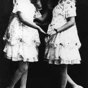Die Schwestern, Marguerite und Jeannette, ca. 1920