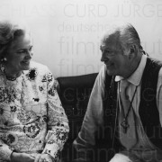 Curd Jürgens und Begum Aga Khan III.