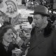 DIE RATTEN (1955) Screenshot "Auf dem Weihnachtsmarkt"